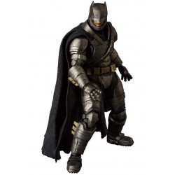 BATMAN VS. SUPERMAN - MAFEX ARMORED BATMAN - by Medicom Toy