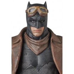 BATMAN VS. SUPERMAN - MAFEX KNIGHTMARE BATMAN - by Medicom Toy
