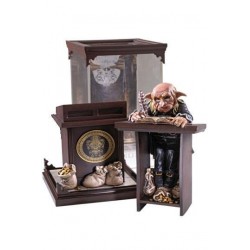 HARRY POTTER MAGICAL CREATURES No.10 - GRINGOTTS GOBLIN - by The Noble Collection