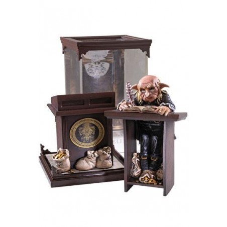 HARRY POTTER MAGICAL CREATURES N.10 - GRINGOTTS GOBLIN - The Noble Collection HARRY POTTER MAGICAL CREATURES N.10 - GRINGOTTS GOBLIN - The Noble Collection