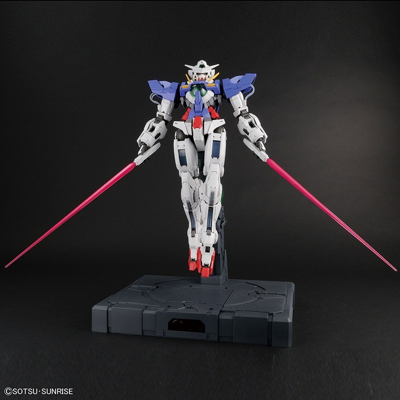 PG GUNDAM EXIA 1/60 スケール 81j3vEIrDZL._UF350,350_QL80_.jpg