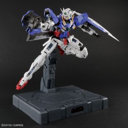 PG GUNDAM EXIA 1/60 - by Bandai