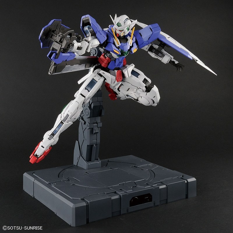 PG GUNDAM EXIA 1/60 スケール 81j3vEIrDZL._UF350,350_QL80_.jpg