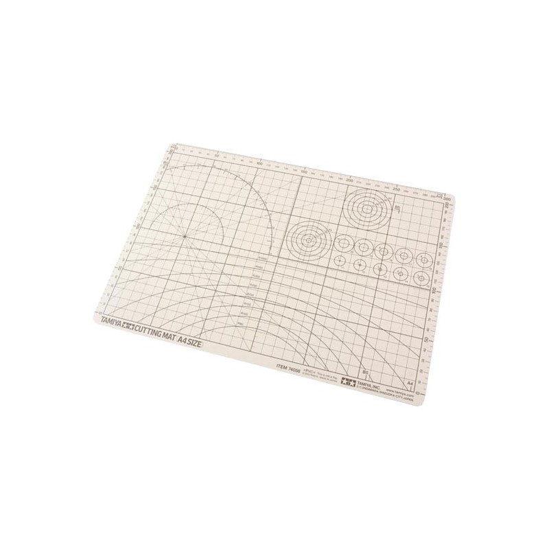 TAMIYA TAPPETINO DA TAGLIO A4 Beige (210 x 297 mm) 74056