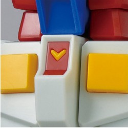 EG RX-78-2 GUNDAM 1/144 by Bandai