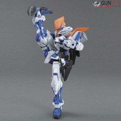 MG GUNDAM ASTRAY BLUE FRAME SECOND REVISE 1/100 by Bandai